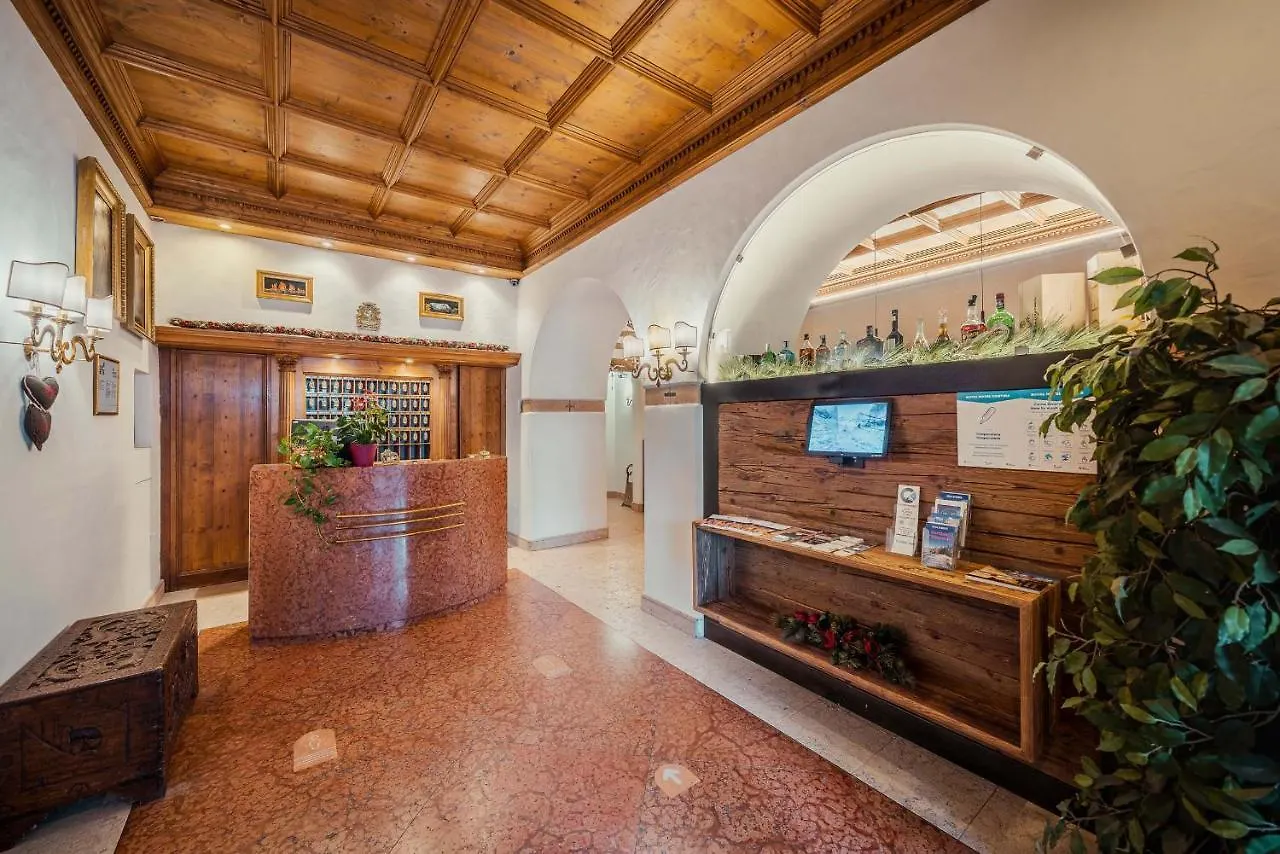 ***  Royal Hotel Cortina Cortina dʼAmpezzo Itálie
