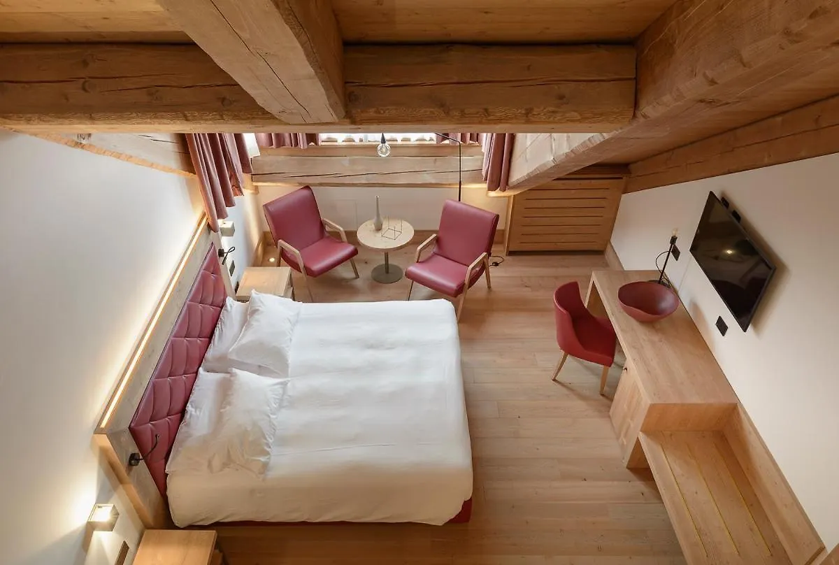 Royal Hotel Cortina Κορτίνα Ντ' Αμπέτσο
