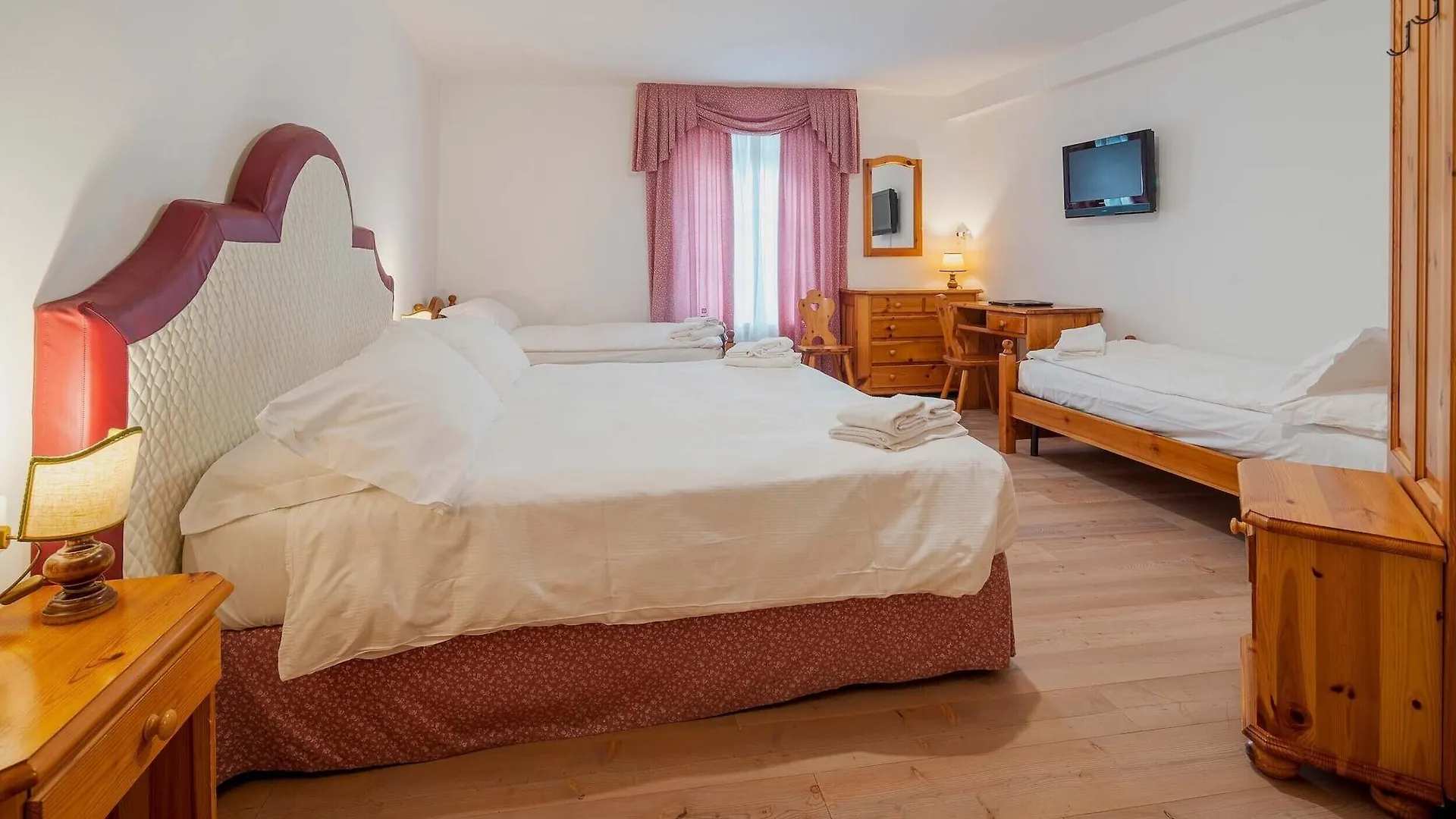 Royal Hotel Cortina Cortina d'Ampezzo 3*,  Italy